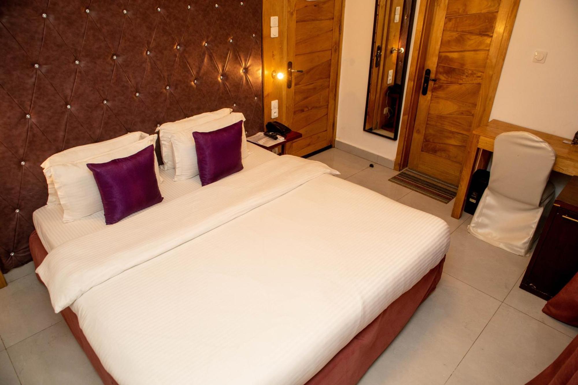 Hotel Les Orchidees 科托努 客房 照片