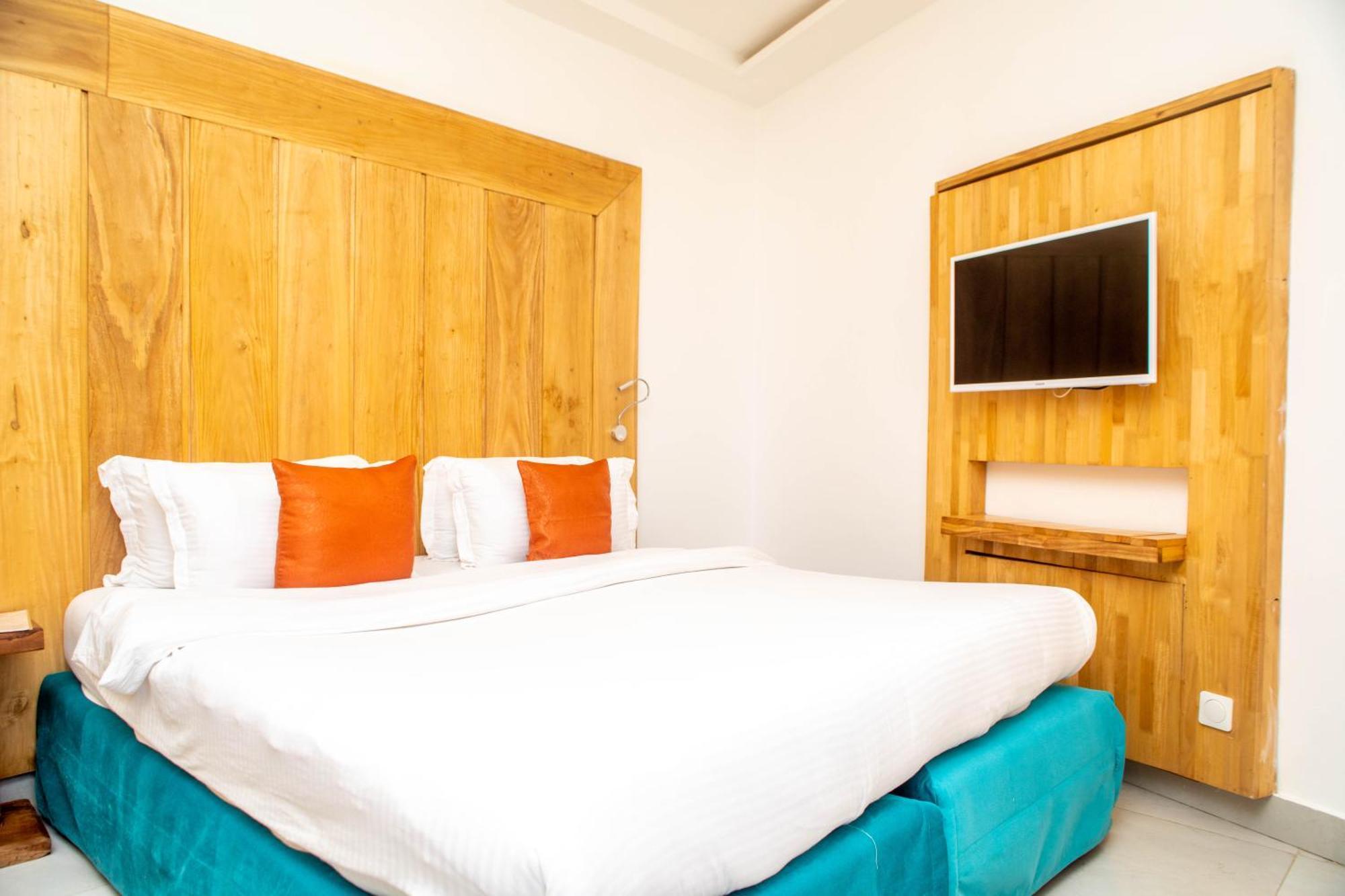 Hotel Les Orchidees 科托努 外观 照片